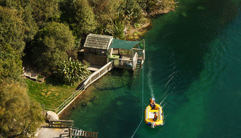 Boot bei Taupo Bungy Jumping